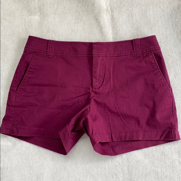 New York & Company Pants - New York & Company Shorts Burgundy, Size 4, NWT